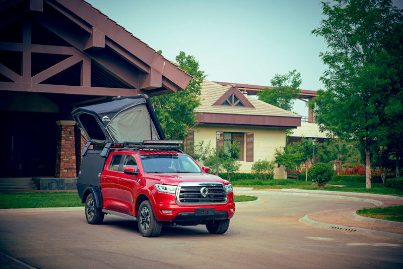 開著二炮去宿營什么感受？