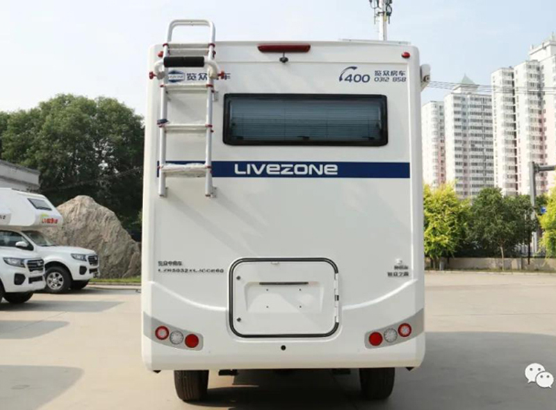 帶老人孩子出行，適合選這款房車