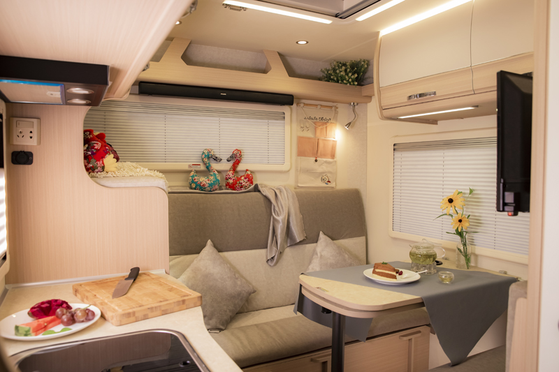 不僅僅動力好，還有上下鋪的房車