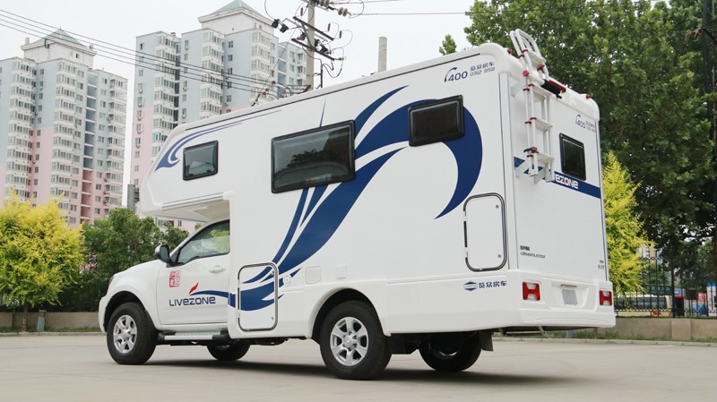 大床、大客廳得房車，四驅、動力好