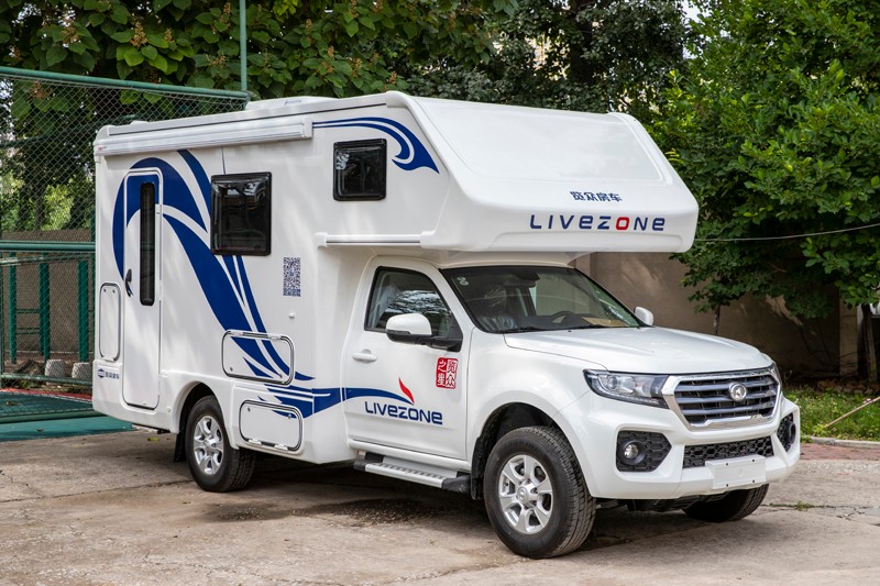 大床、大客廳得房車，四驅、動力好