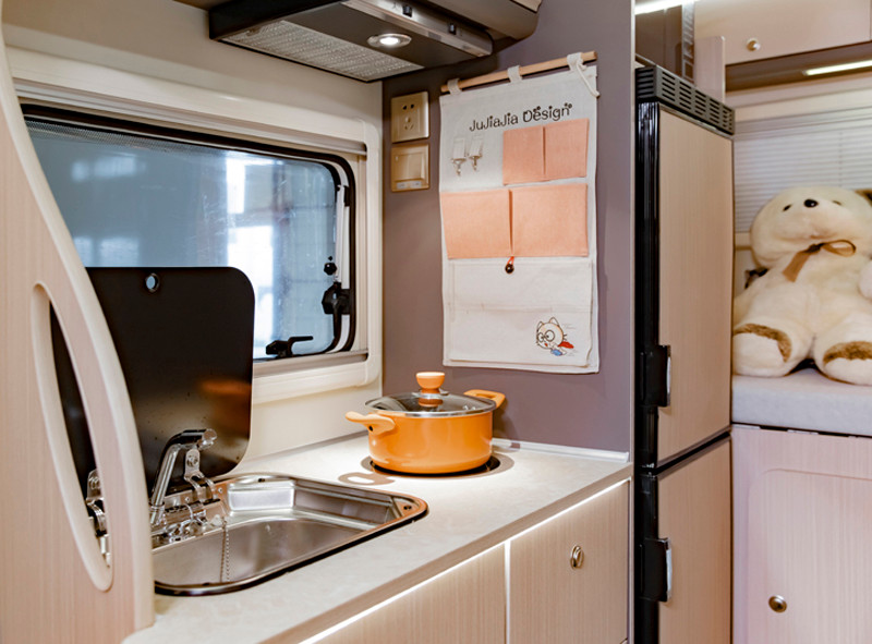 能在重慶，選手、自動擋的四驅(qū)房車