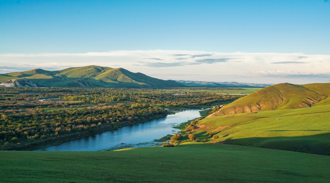 游客扎堆、出門(mén)堵車、疫情反復(fù)……五一怎么玩？