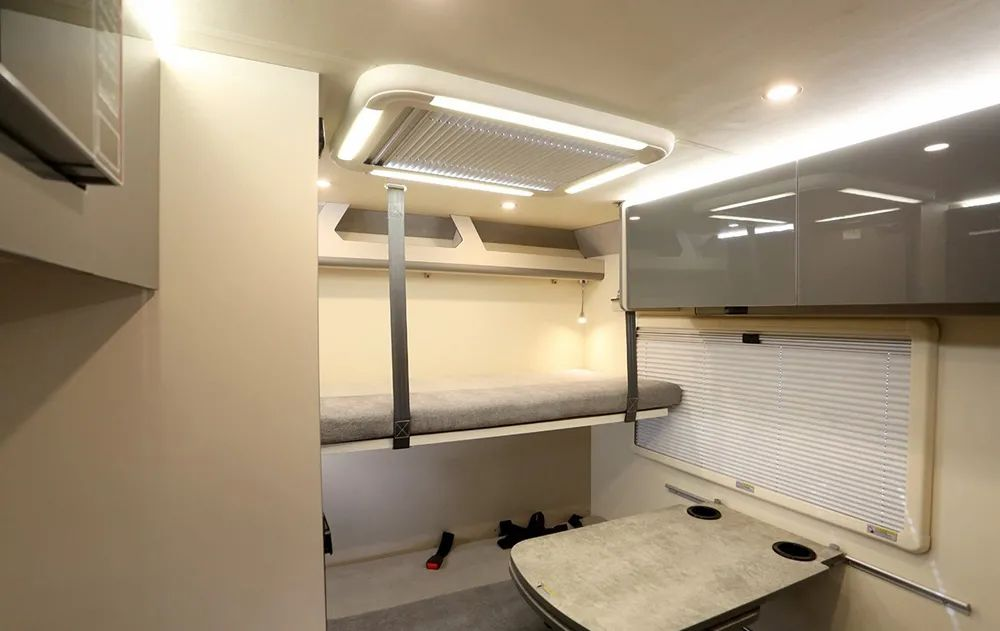 氣場全開！駱駝房車最強(qiáng)全明星陣容，齊了！