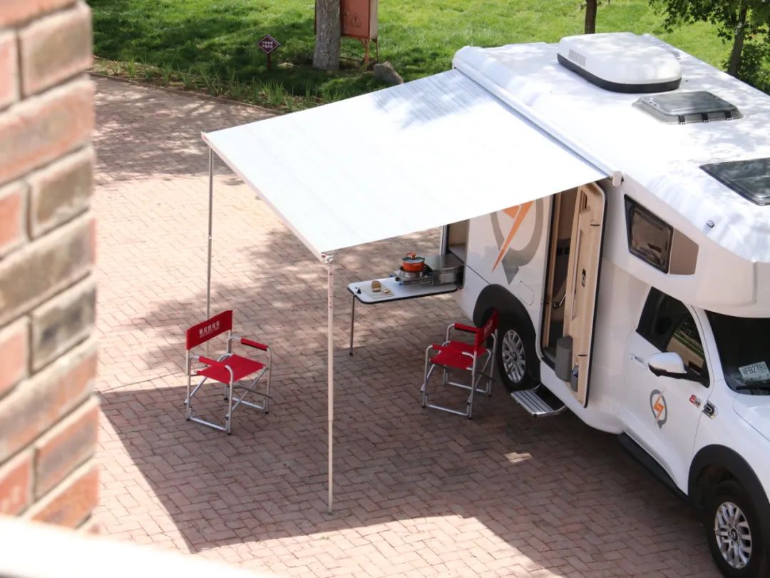 精致化露營(yíng)“選手”，將吃住行融為一體，適合1~2人四季旅行